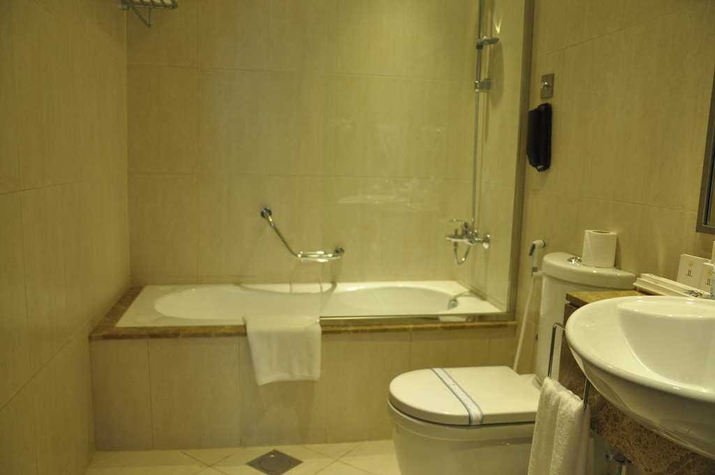 Lavender Hotel Al Nahda Dubái Habitación foto